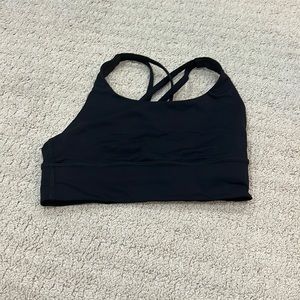 Black sports bra size 4